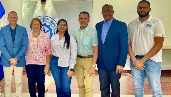 Subdirección de Desarrollo Empresarial sostiene reunión de colaboración